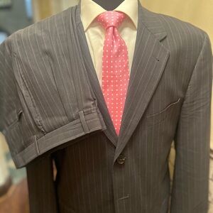 Joseph Abboud Wool Suit Gray Pink Pinstripe 42R/36W/30”